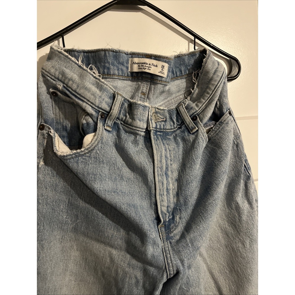 Abercrombie & Fitch The 90s Straight Ultra High Rise Jeans 28 6S Blue Distressed